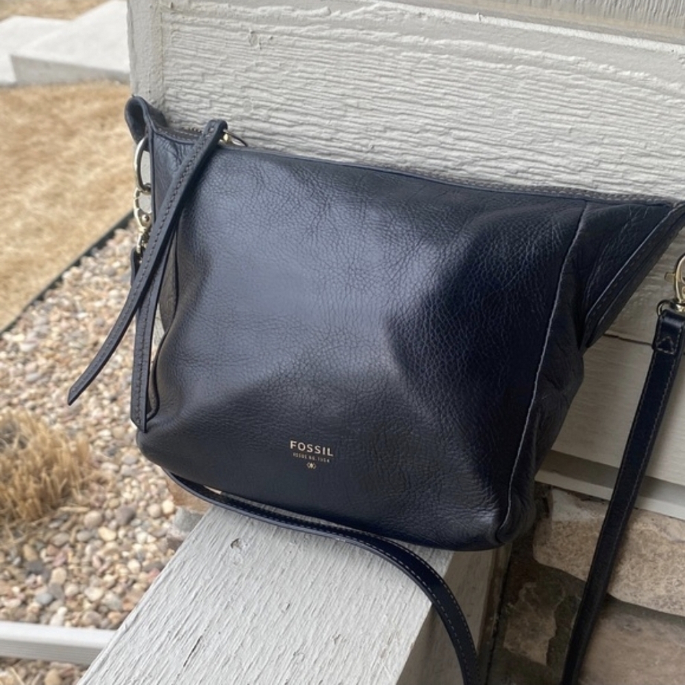 Fossil Small Black Leather Crossbody Bag